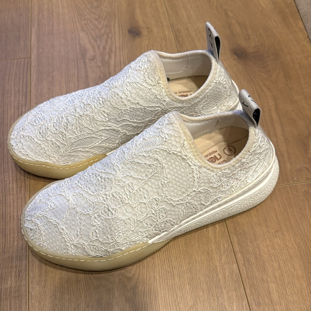 Stella McCartney lace sneakers
